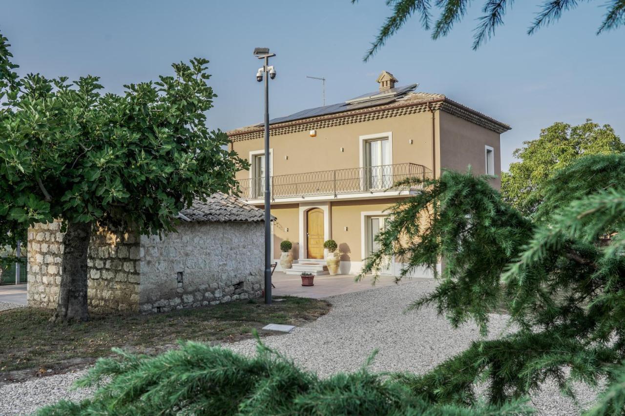 Passo di Mirabella B&B La Maddalena المظهر الخارجي الصورة